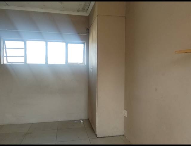 16 BEDROOM APARTMENT BLOCK FOR SALE IN VEREENIGING CENTRAL